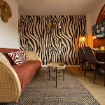 308 Chanzy - Savane Chic - T1 Spacieux - Centre *